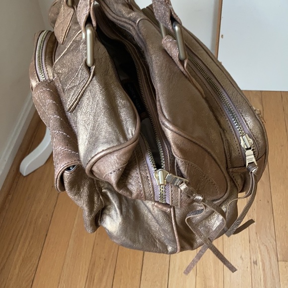 Andrew Marc bronze metallic tote bag nwt - Picture 10 of 11